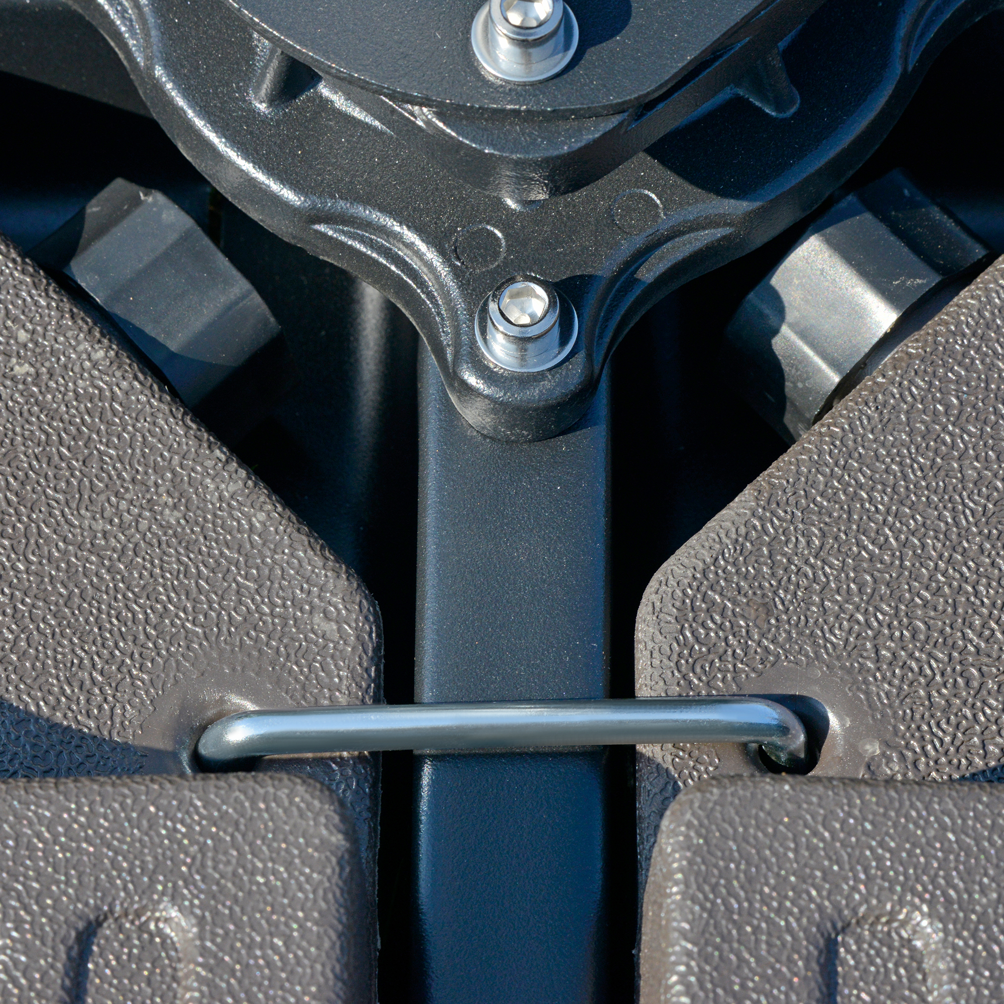 Sonnenschirmständer 4-teilig, Schirmgewicht, Schirmständer, Bodenkreuz befüllbar mit Sand/Wasser bis 25/17 kg, Gewichte Sonnenschirmfuß HDPE Kaffee