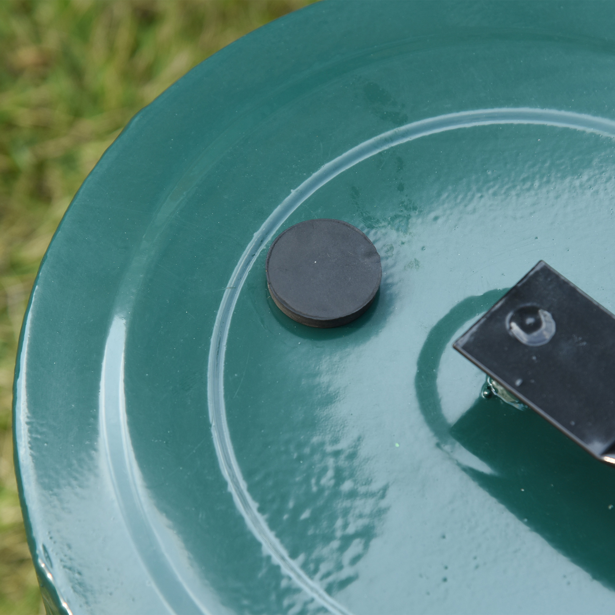 Rasenwalze Gartenrolle Gartenwalze mit U-Griff 31 cm Durchmesser 30 cm Arbeitsbreit 40 L Wasser-/Sandfüllunge Metall Grün