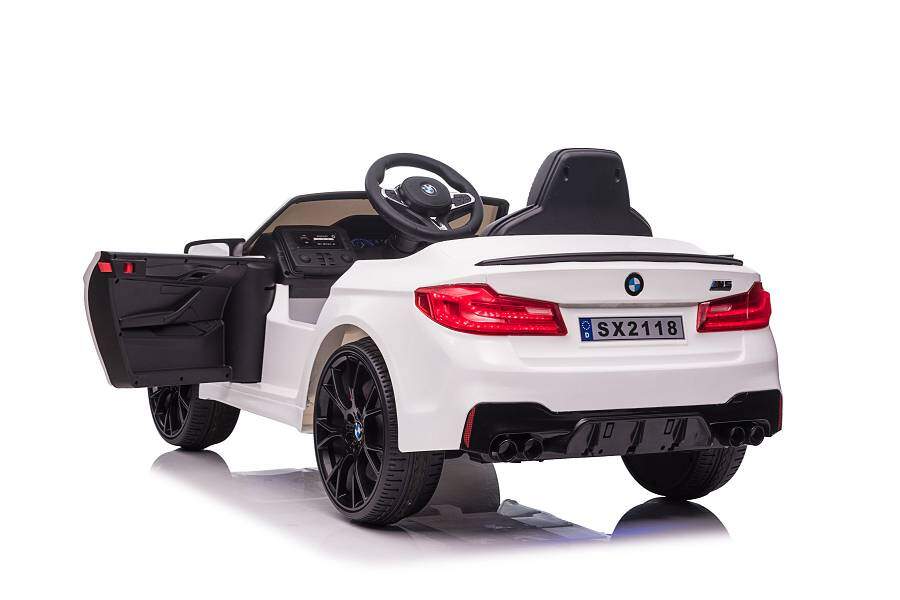 Kinderfahrzeug BMW M5 - weiß