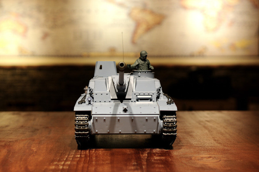 RC Panzer "Sturmgeschütz III" - Metallgetriebe PRO