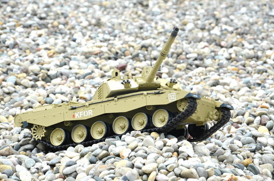 RC Panzer "Challenger 2"  - Metallgetriebe