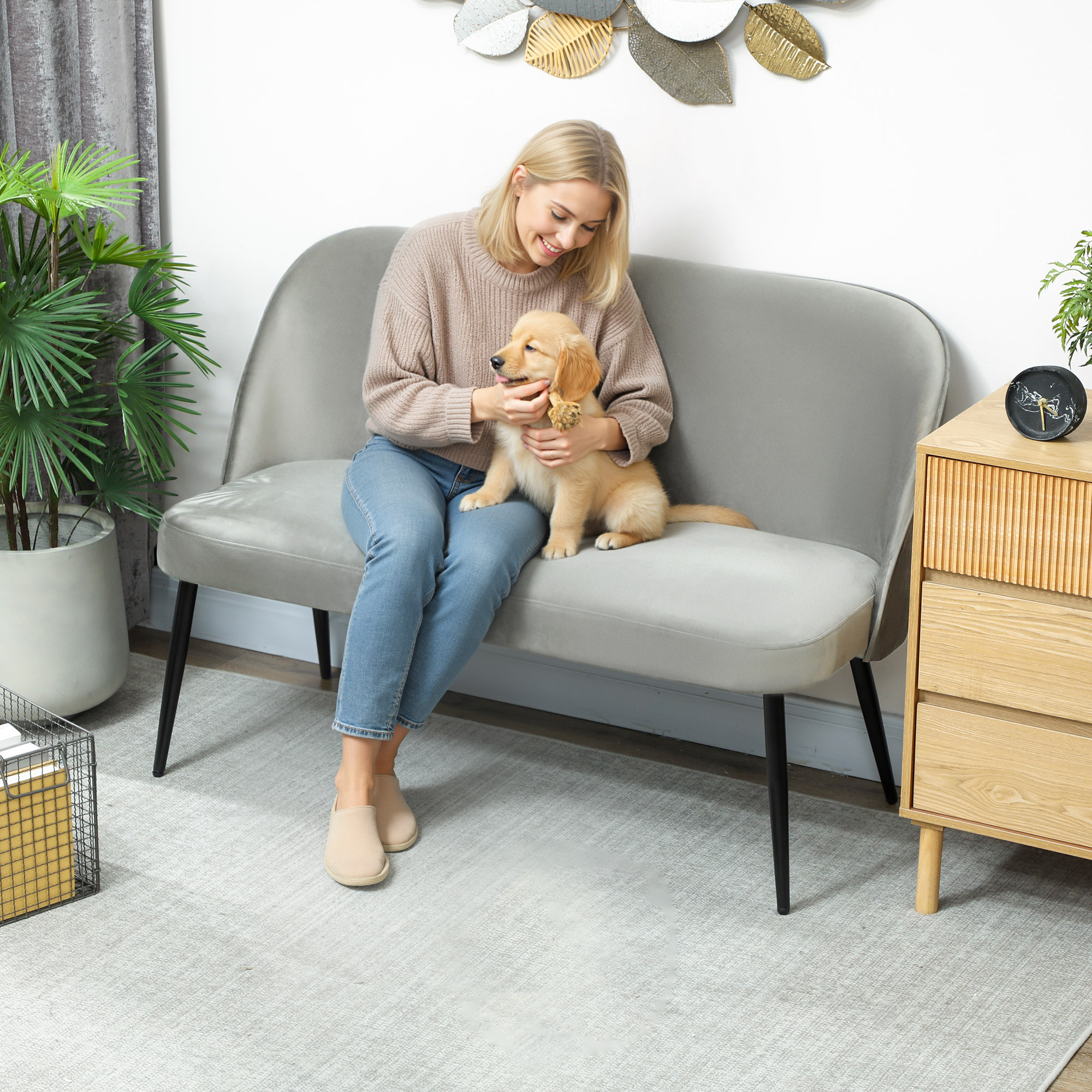 2-Sitzer-Sofa, moderne Polstercouch mit Metall- und Holzrahmen, samtartiger Stoffbezug, Grau