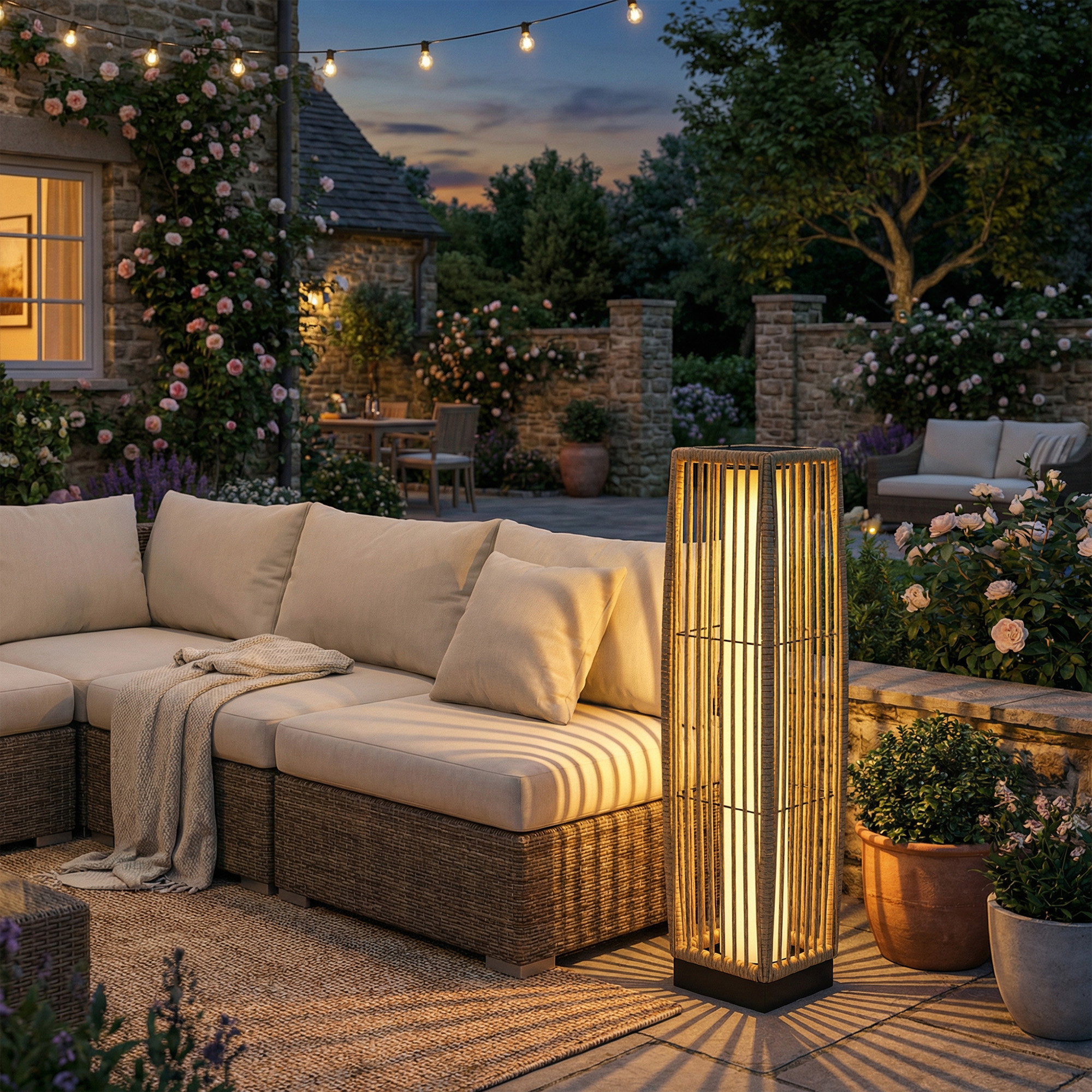 Solar Stehlampe Rattan Solarlampen mit Lichtsensor Automatische LED Solarleuchte im Boho-Stil IP44