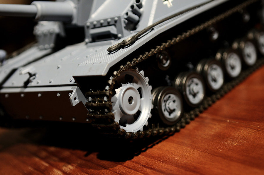 RC Panzer "Sturmgeschütz III" - Metallgetriebe