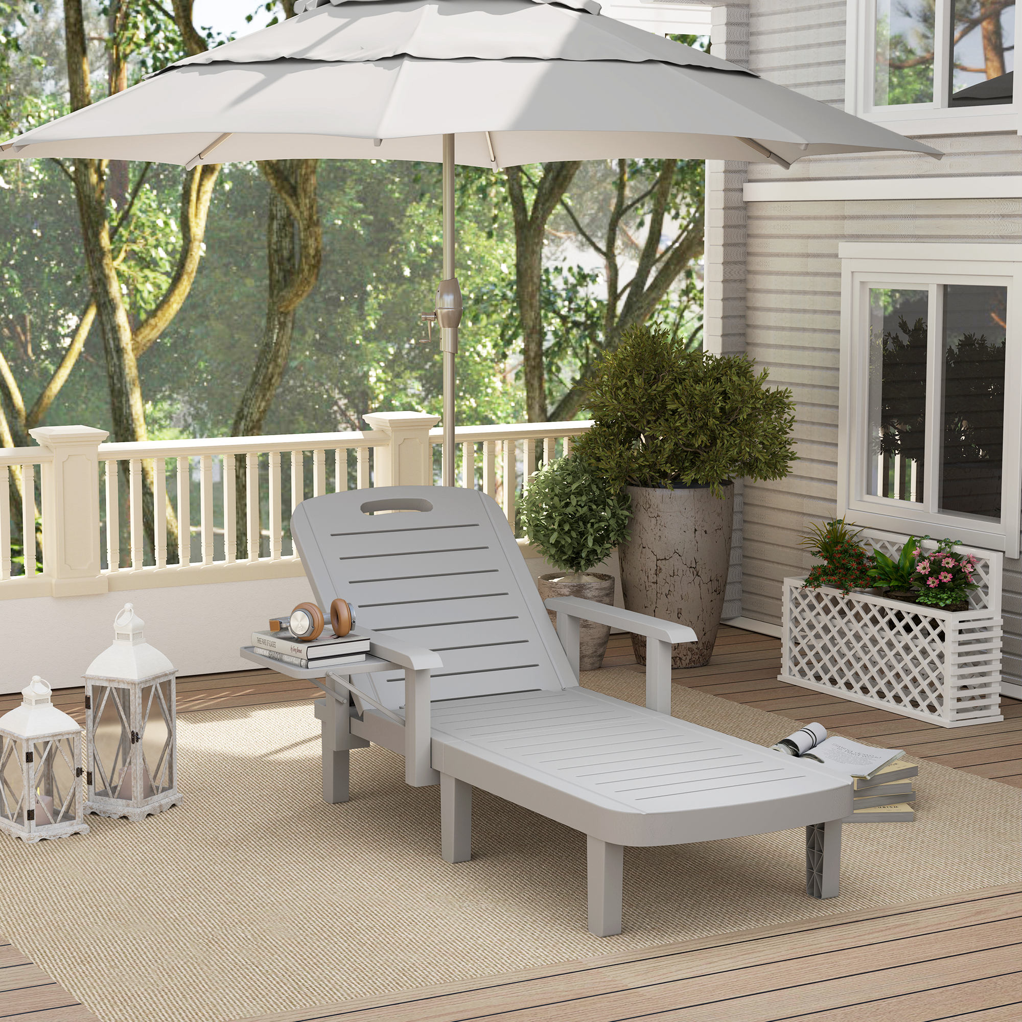 Sonnenliege Gartenliege mit Seitentisch Holzoptik Liegestuhl mit 5-Fach verstellbare Rückenlehne Hellgrau