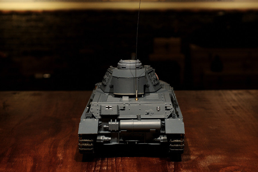 RC Panzer "Kampfwagen IV Ausf.F-2" Metallgetriebe & Metallketten PRO