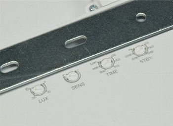 LED Deckenleuchte "SALAO 22 NW" IP54, 22W, 2200lm, 4000K, HF Bewegungsmelder