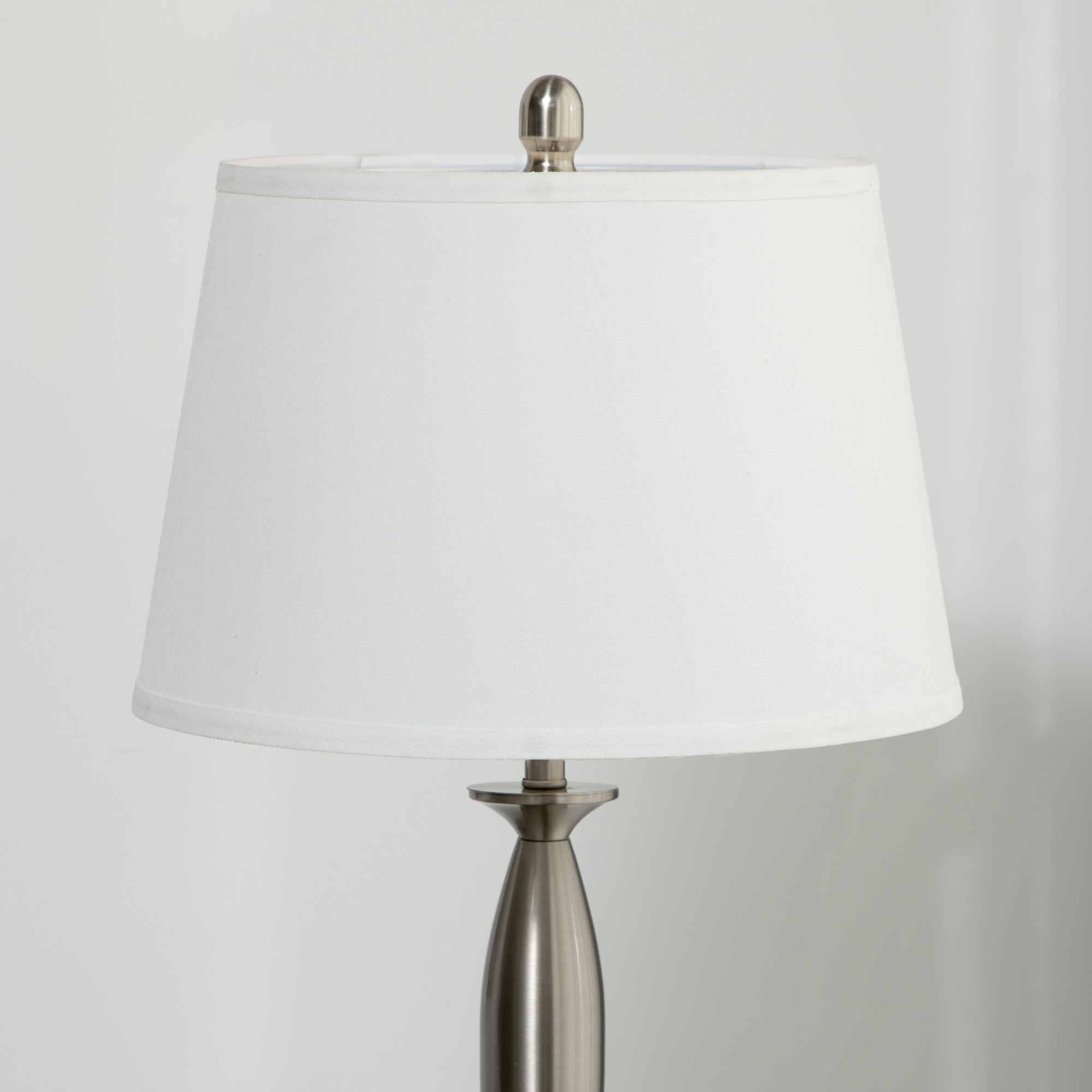 3-teiliges Leuchten-Set, 1 Stehleuchte, 2 Tischleuchten, Leinenoptik; 38 cm x 38 cm x 158 cm, Silber + Weiß