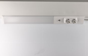 LED Unterbauleuchte "Arusha", weiß, USB A+C PD, 60cm, Licht warmweiß