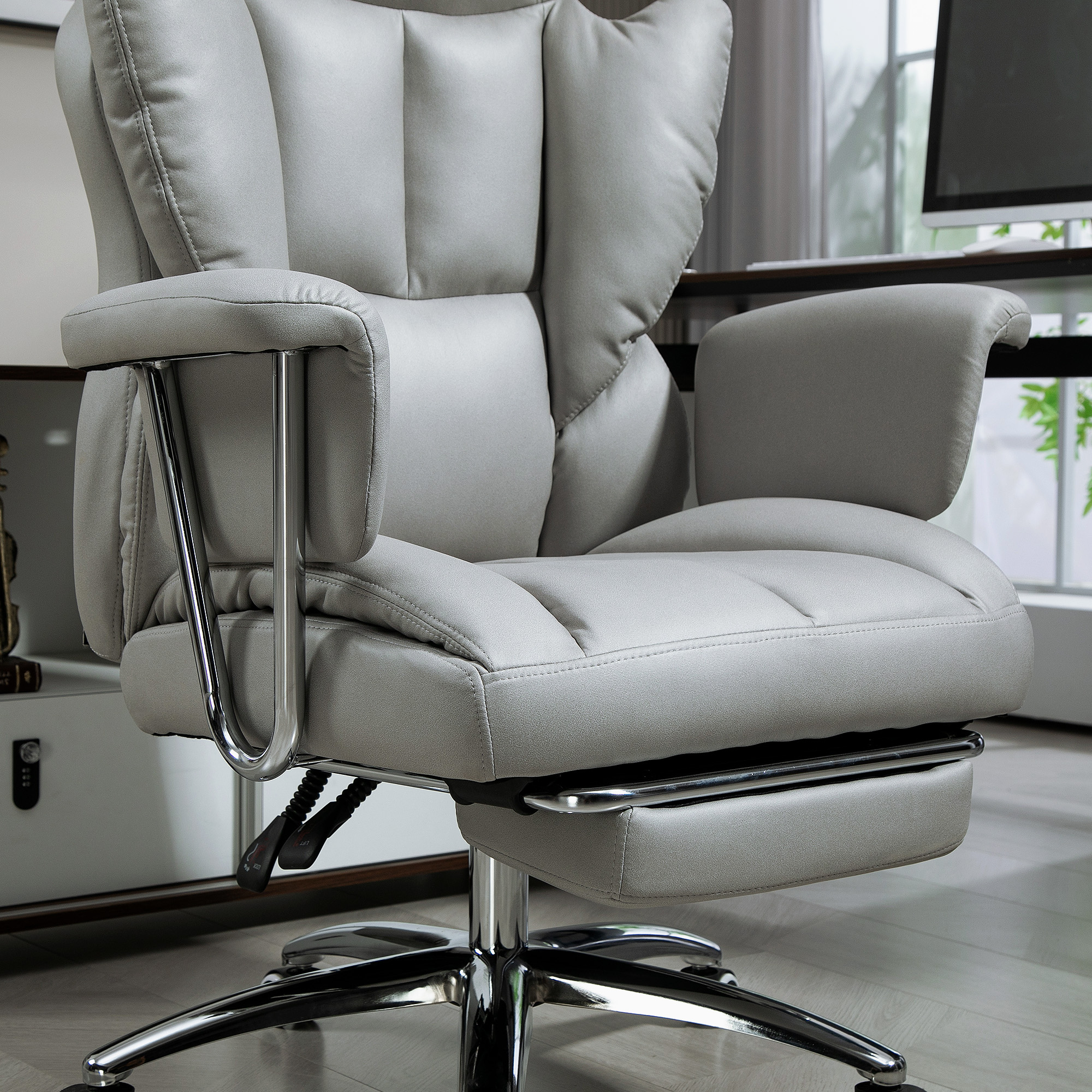 ergonomischer Bürostuhl, gepolstert, mit Fußstütze, verstellbarer Lehne, 360° drehbar, Hellgrau