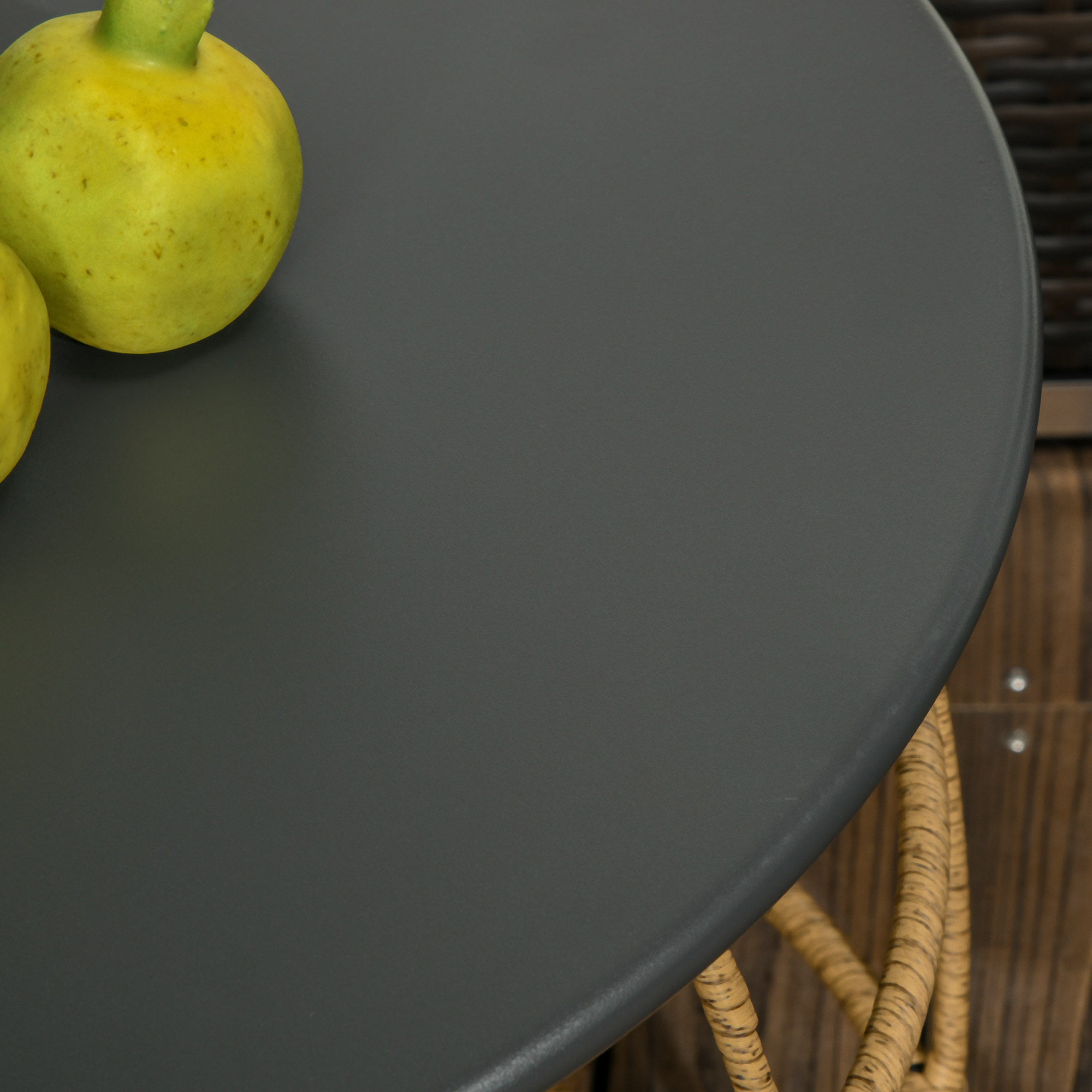 2er-Set Gartentische im Boho-Stil, wetterbeständig, stapelbar, 60 cm x 60 cm x 47 cm, Natur + dunkelgrau