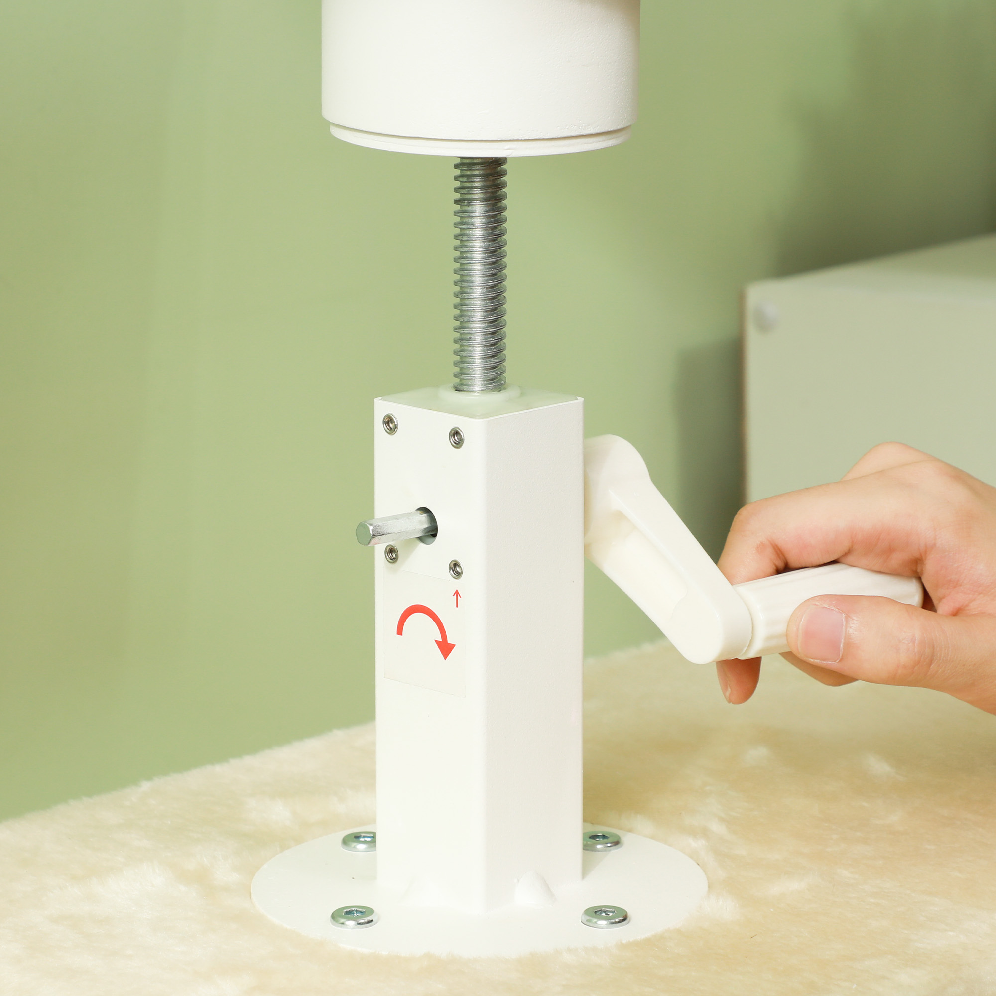 Kratzbaum, verstellbare Höhe 225-275 cm, stabile Basis, Kippschutz, Plüschbezug, Cremeweiß