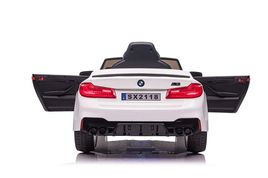Kinderfahrzeug BMW M5 - weiß