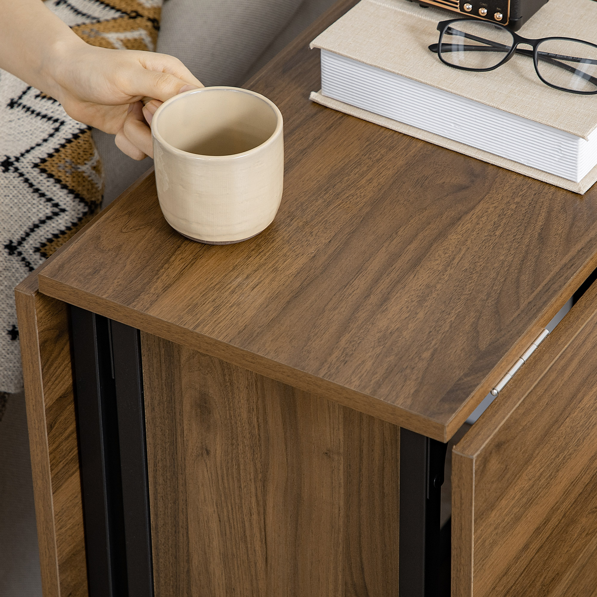 Mobiler Klapptisch Klapptisch, 2 klappbare Flächen, 130 cm x 80 cm x 74 cm, Braun