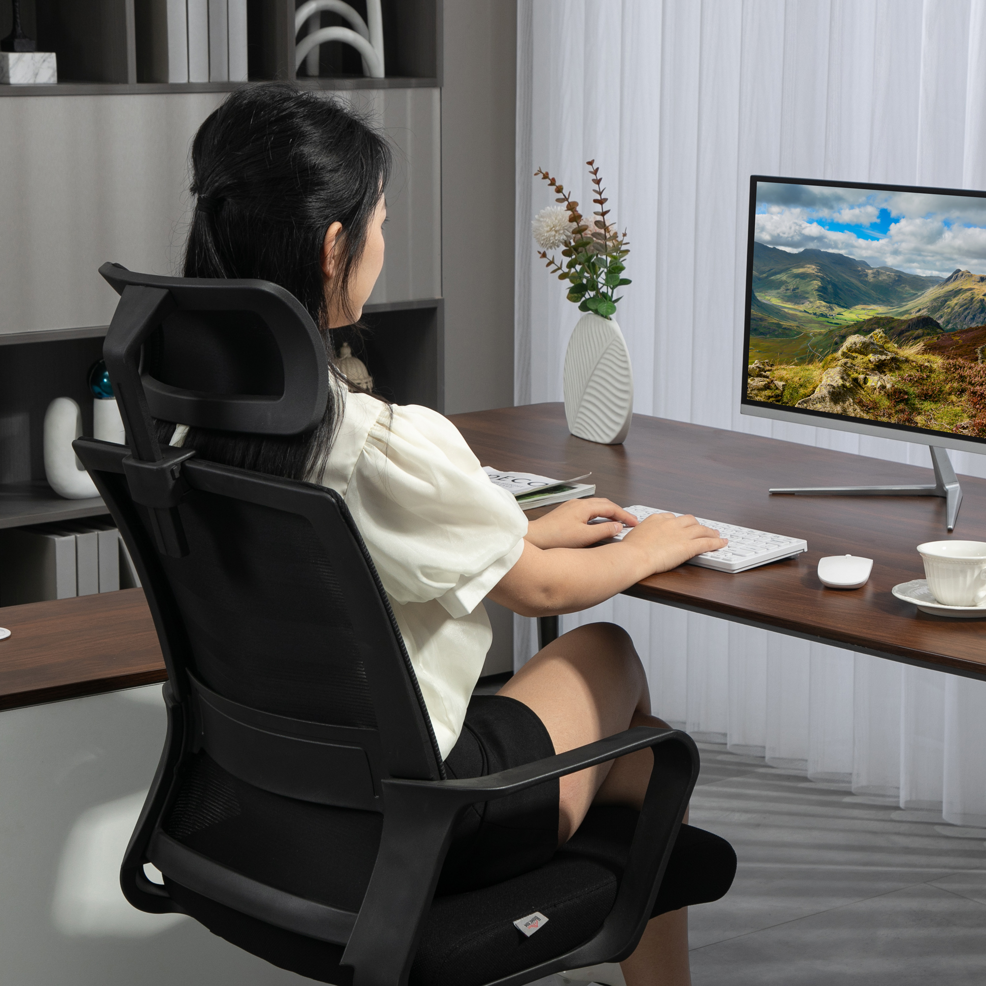 Bürostuhl, Verstellbarer Schreibtischstuhl mit Kopfstütze, Drehstuhl für Homeoffice, Büro, Schwarz