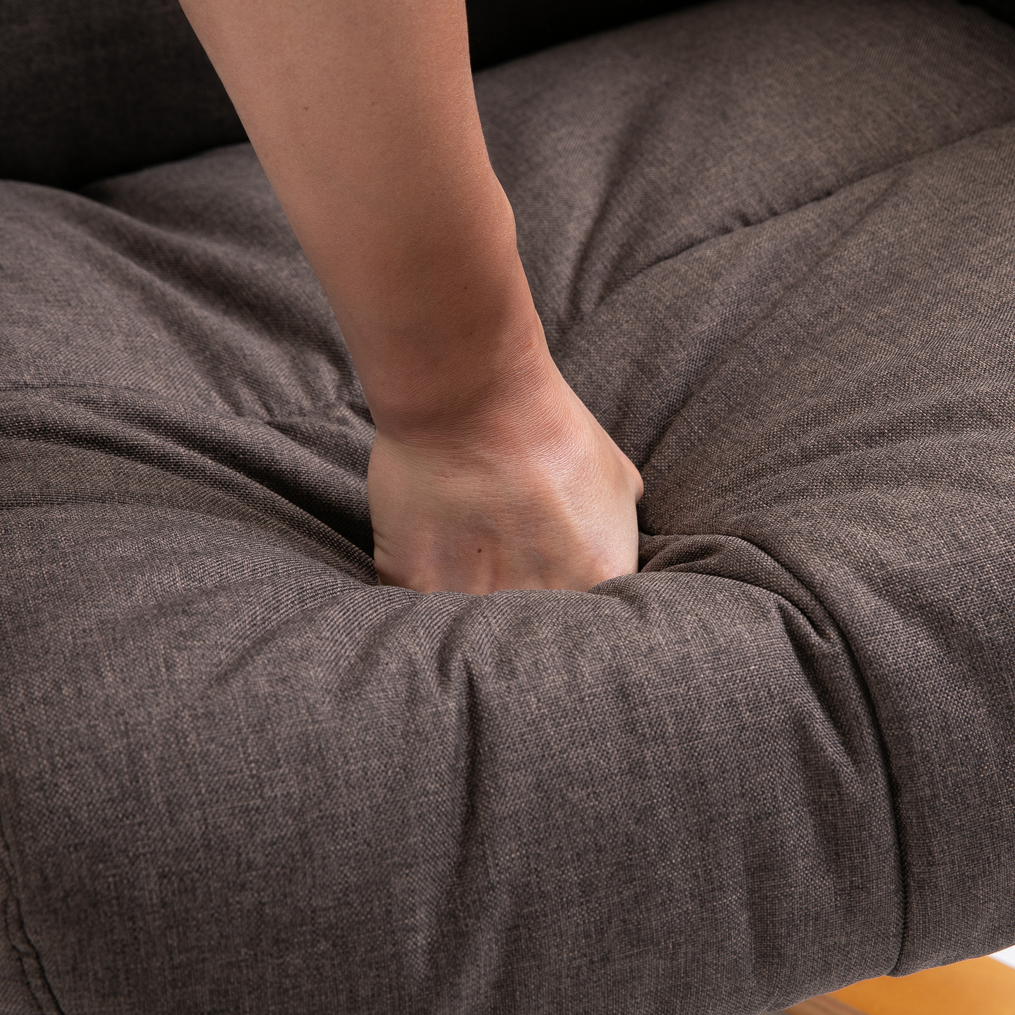 Relaxsessel mit Fußhocker, Stauraum, Elektrischer Massagesessel mit Liegefunktion, Drehbarer Fernsehsessel mit Seitentasche, Fernbedienung, Holzrahmen, Polyester, Braun