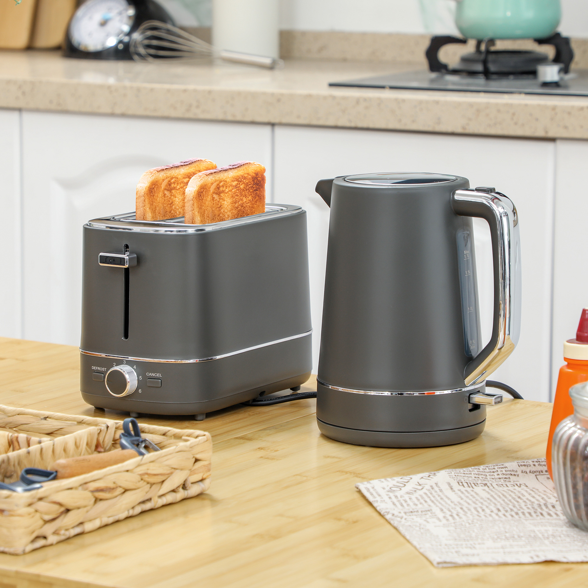 Set aus 1,7 L Wasserkocher und Toaster mit 6 Bräunungsstufen, Grau