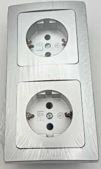 DELPHI Set 2 Steckdosen + 2-fach Rahmen, 250V~/ 16A, Steckanschluss, silber